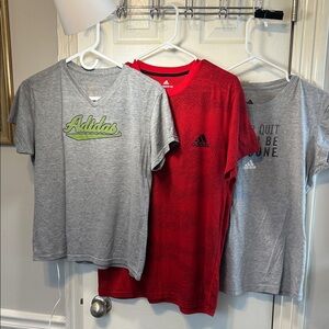 🤑 BUNDLE ❤️Adidas Gray and Red Tee Trio